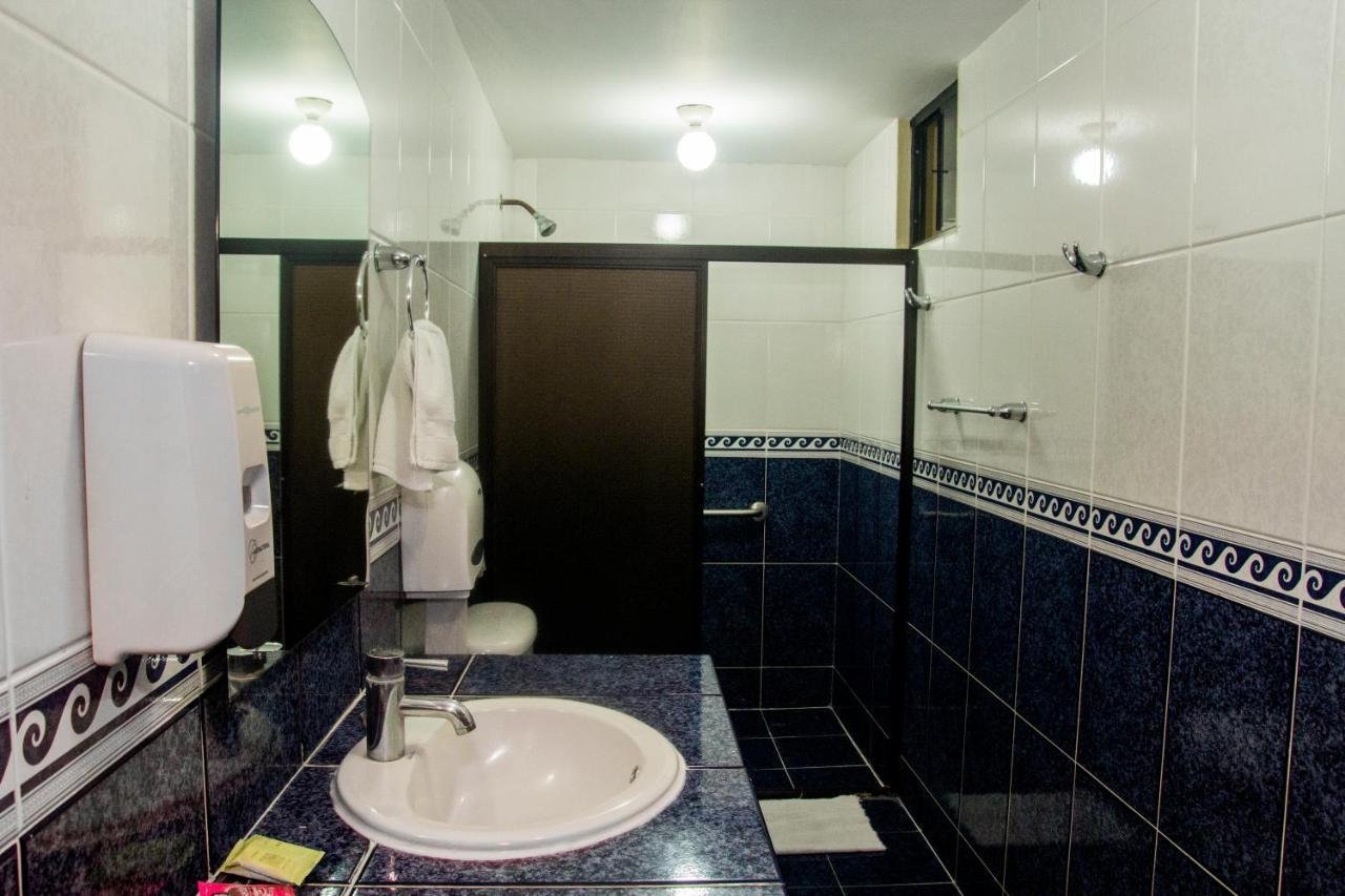 Hotel Fotherhouse San Salvador Eksteriør billede
