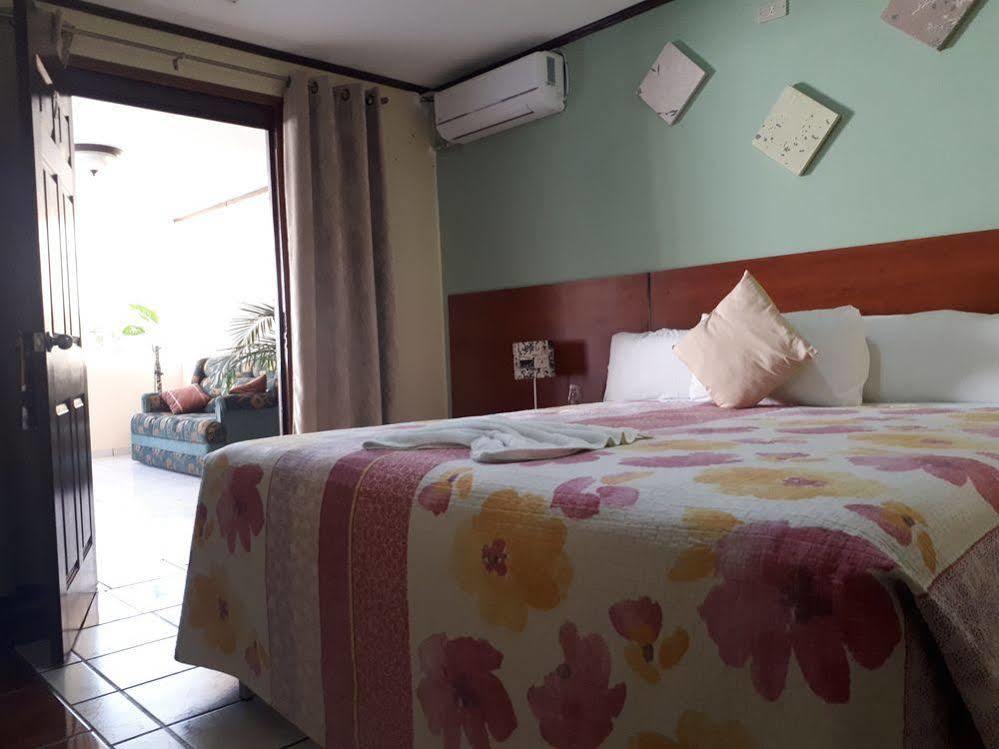 Hotel Fotherhouse San Salvador Eksteriør billede
